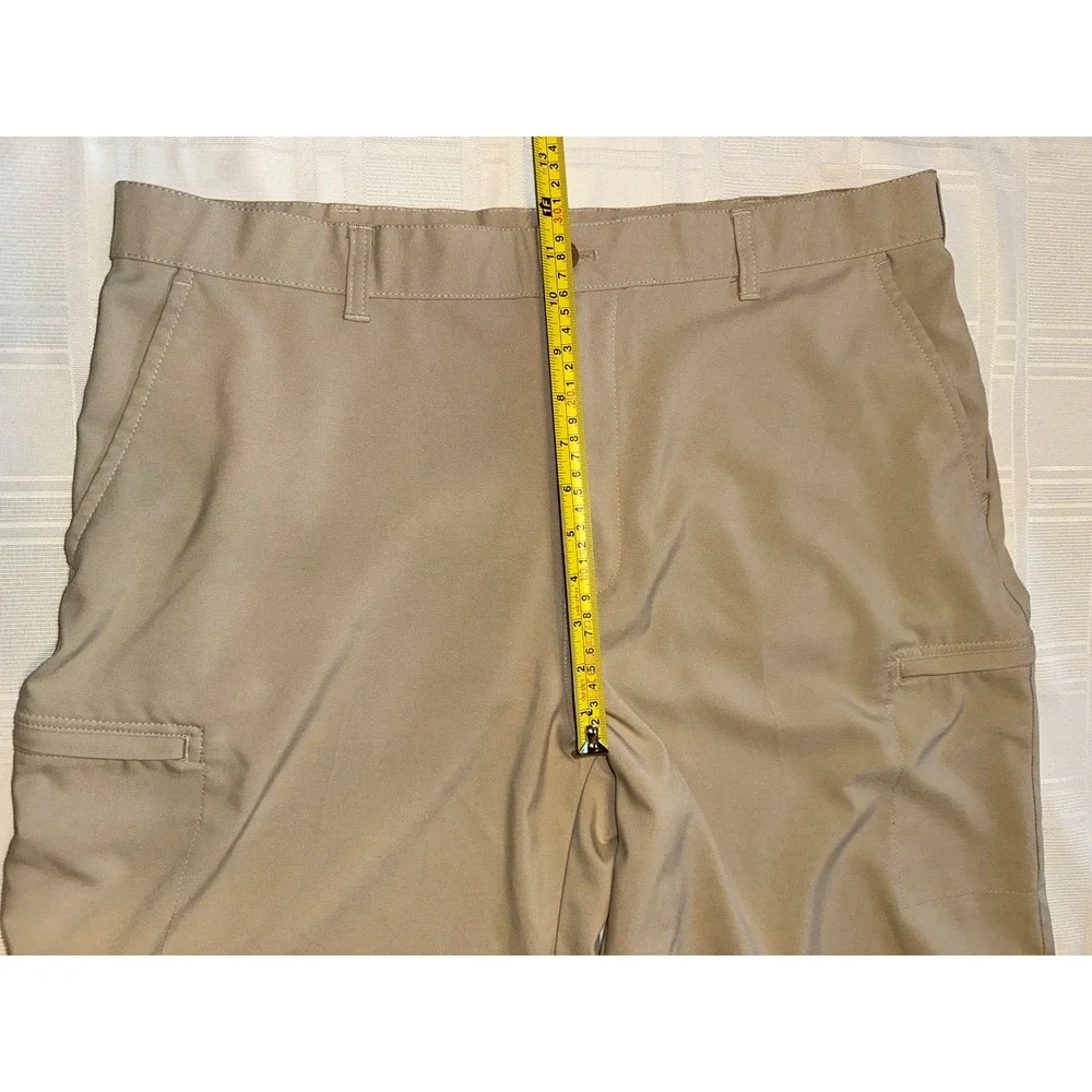IZOD Golf Shorts Mens 36 Khaki Straight Fit Cargo Performance Stretch Tan